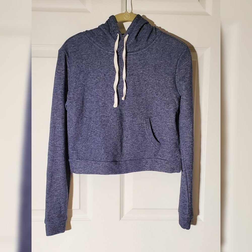 Hooded cropped pullover